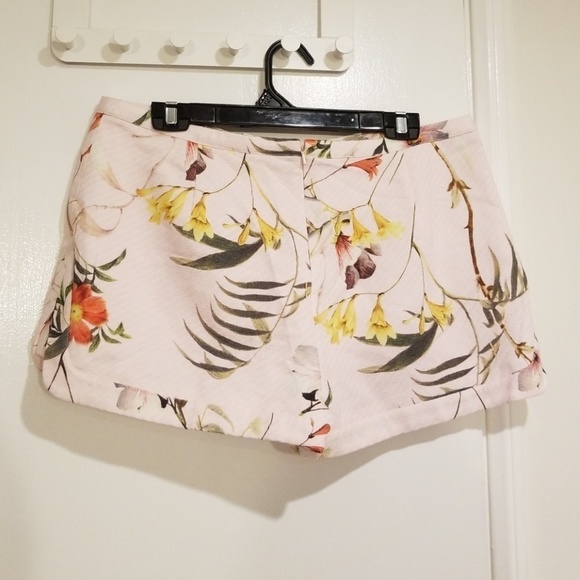 💕TED BAKER LONDON💕 Sabele Botanical Bloom Shorts TB4 US 10 NWT - Picture 2 of 8